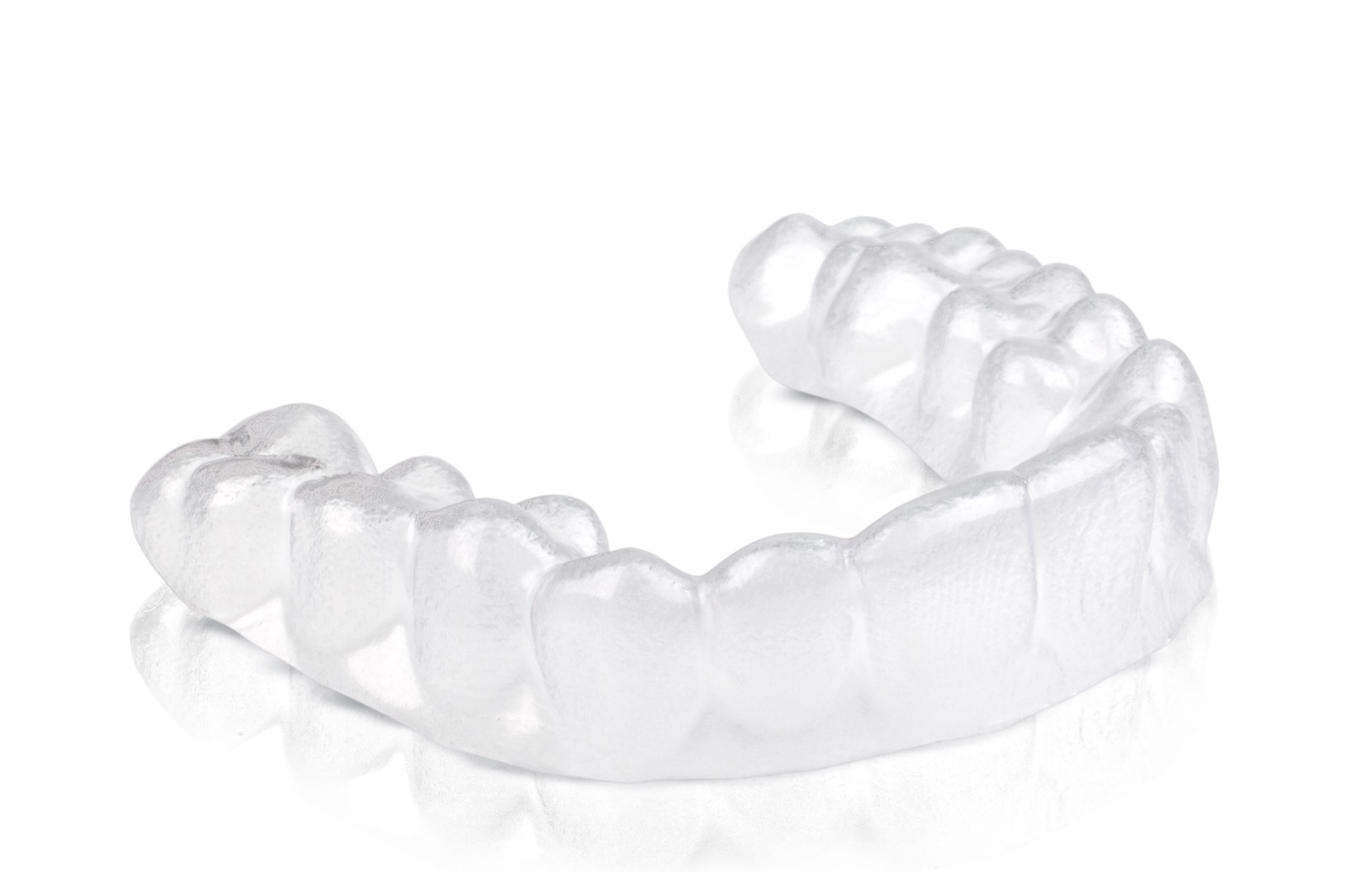 Alinhadores ortodônticos invisíveis biomecânicos de alta precisão